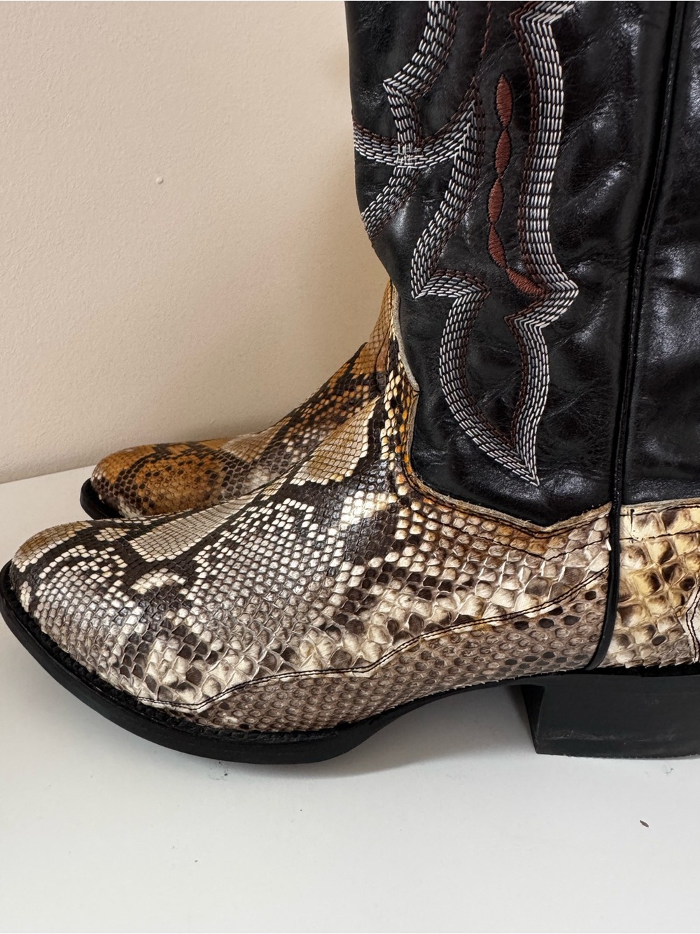 Dan Post Exotic Python Leather Cowboy Boots – Men’s US 10.5 D - Picture 8 of 14